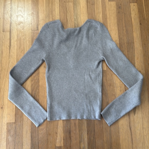 *last chance* NWT. Becul | crop, fitted, ribbed grey long sleeve sweater - Picture 14 of 16